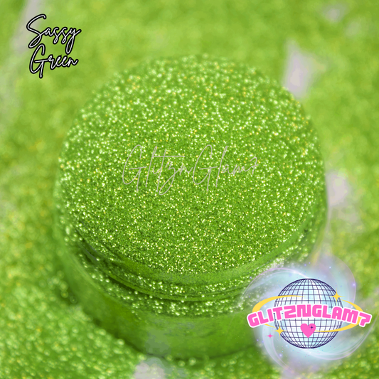 Sassy Green-Glitter Dust 1/256"