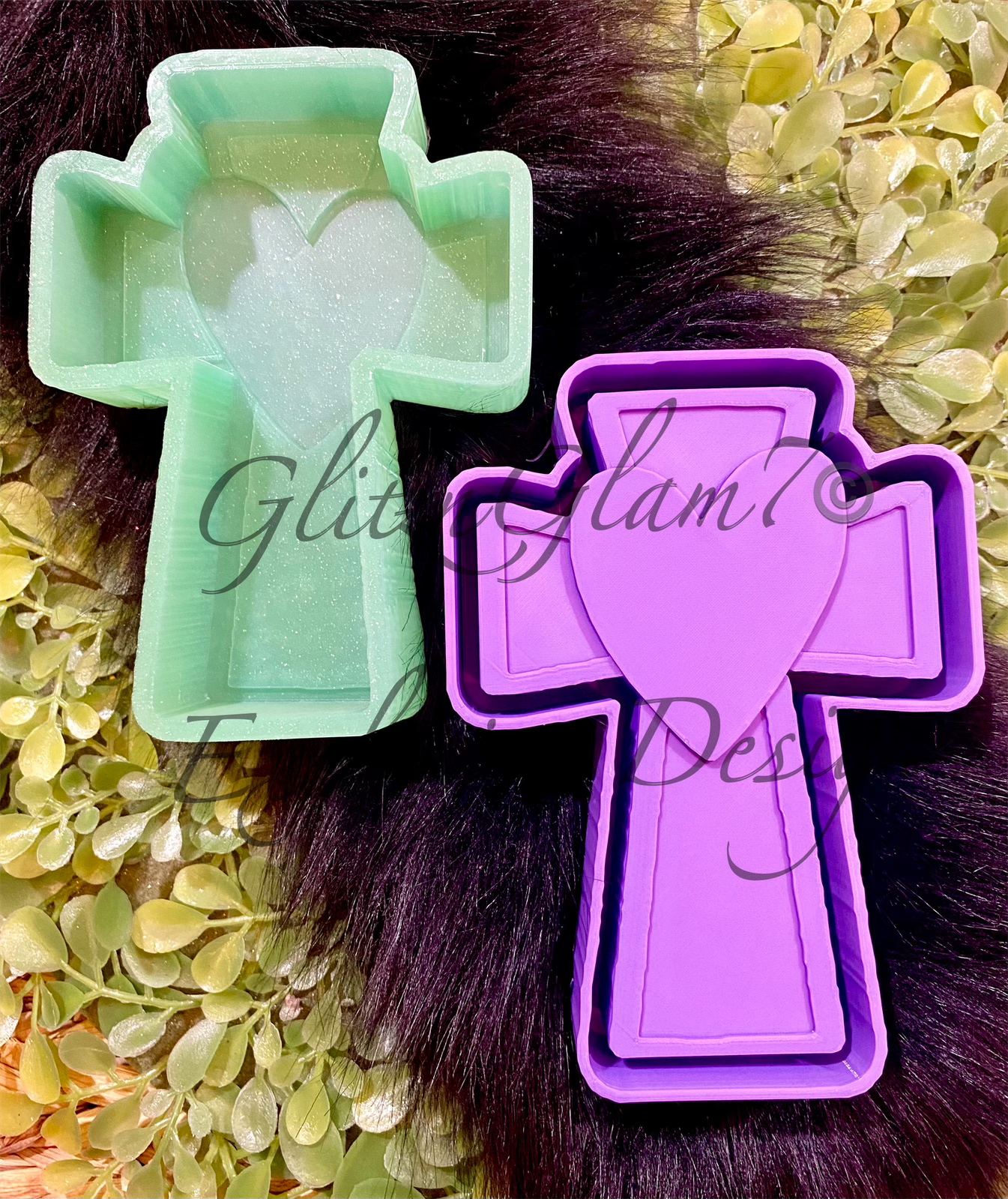 Cross w/ Folk Heart - GNG7 Exclusive