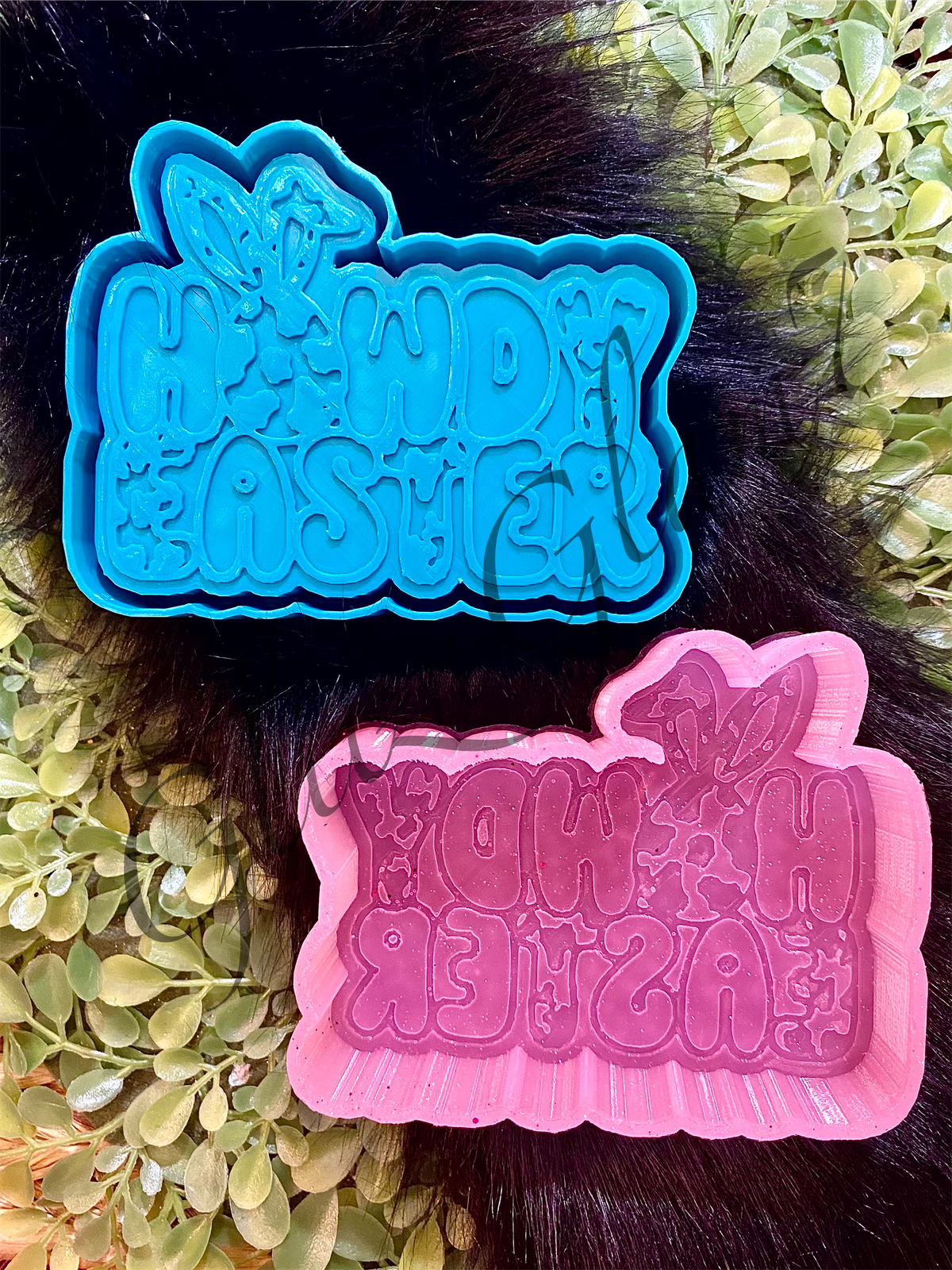 Cowhide Howdy Easter Silicone Mold