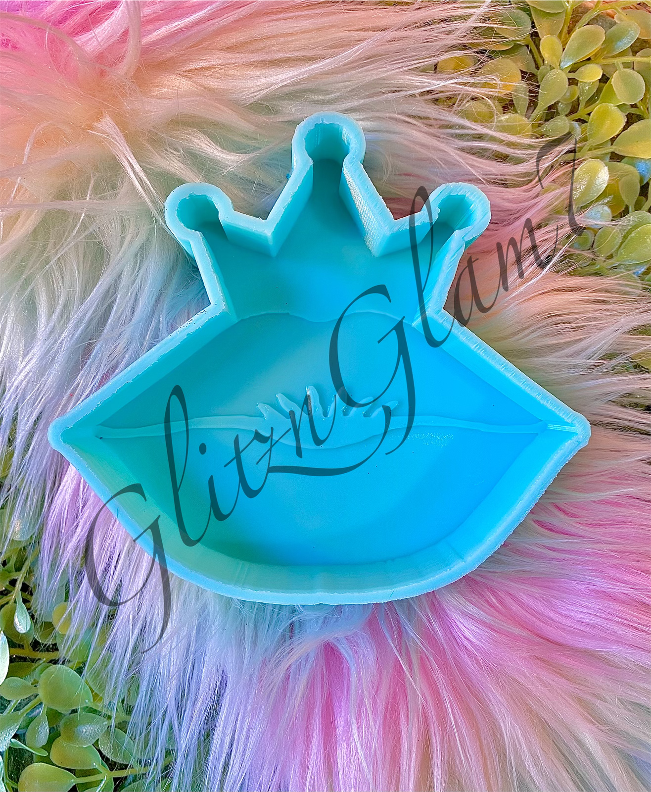 Lips & Crown Freshie Silicone Mold